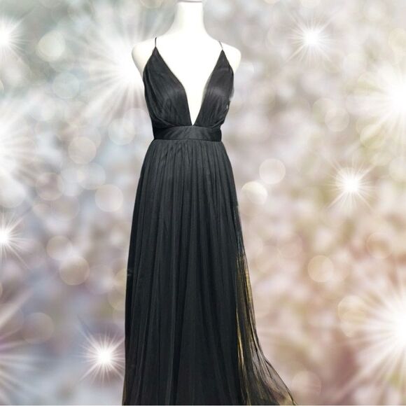 Windsor beautiful black tulle long lace up back prom or formal dress. - Picture 10 of 15